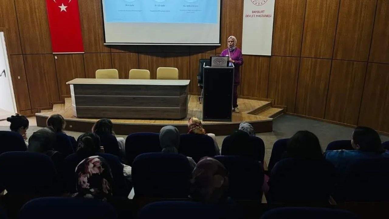 Anne sütü konusunda bilgilendirme yapıldı