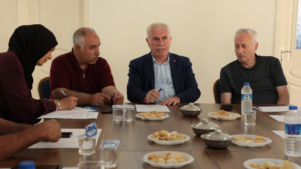 Başkan Memiş muhtarlarla buluştu: Talepler alındı, talimatlar verildi