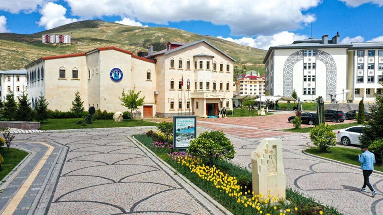 “Geleceğin meslekleri şampiyonların üniversitesinde!”
