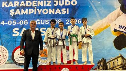 Genç judoculardan göğüs kabartan başarı: 1 altın, 1 gümüş madalya!