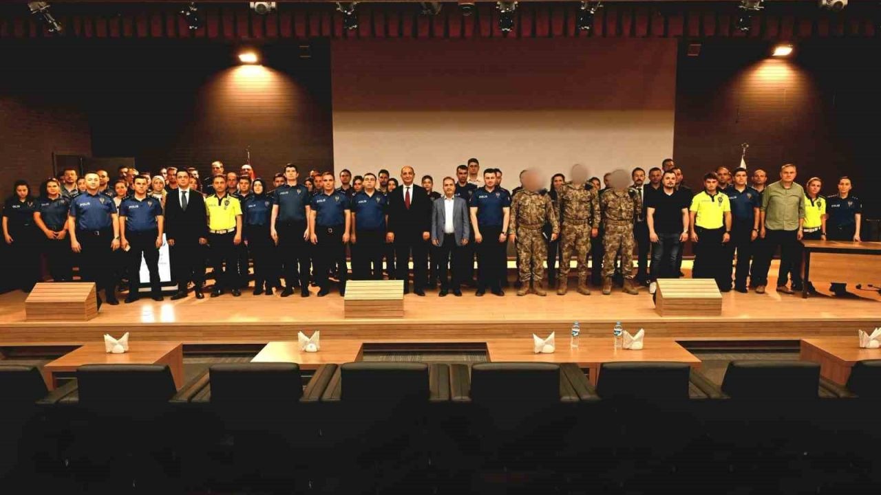 Polise intihar farkındalığını anlattılar