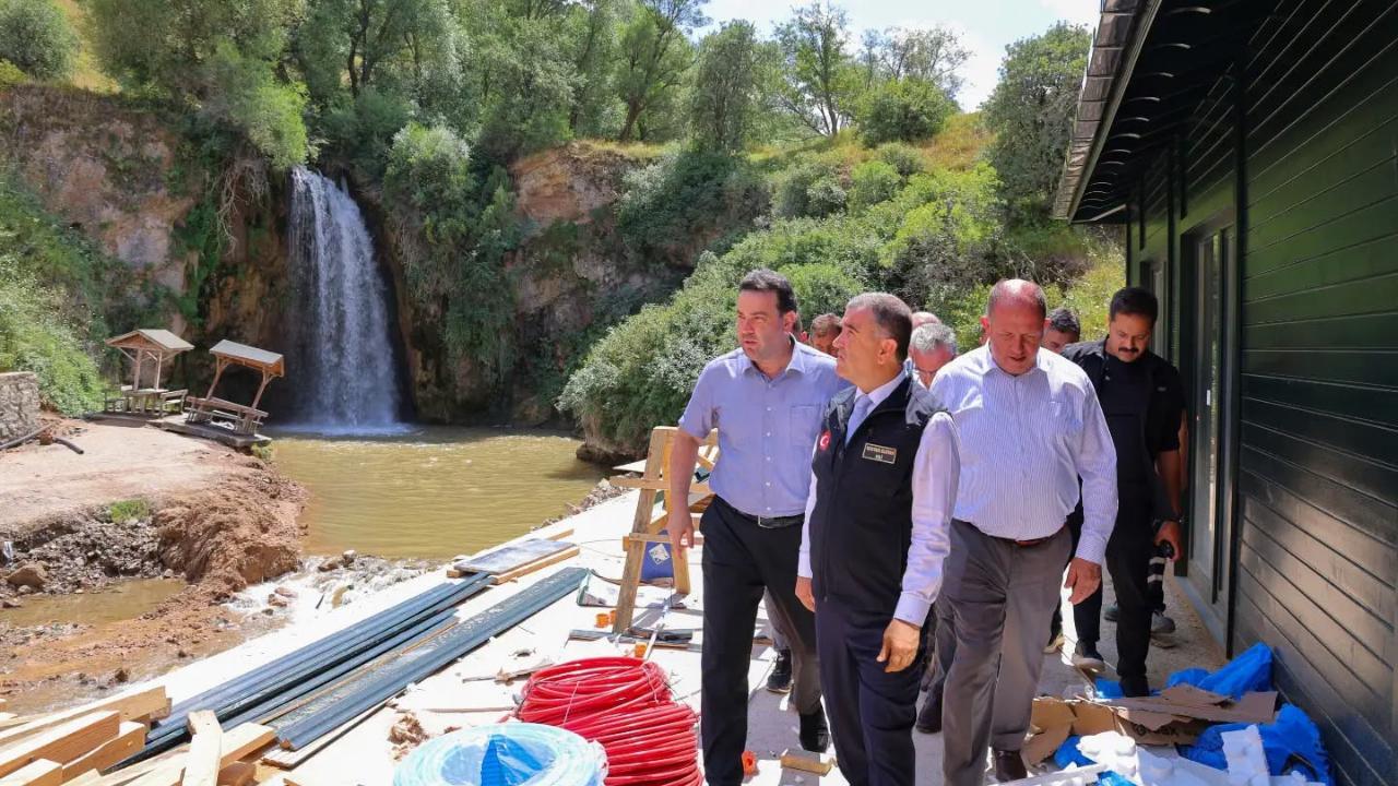Sırakayalar Şelalesi’nde çalışmalar sürüyor