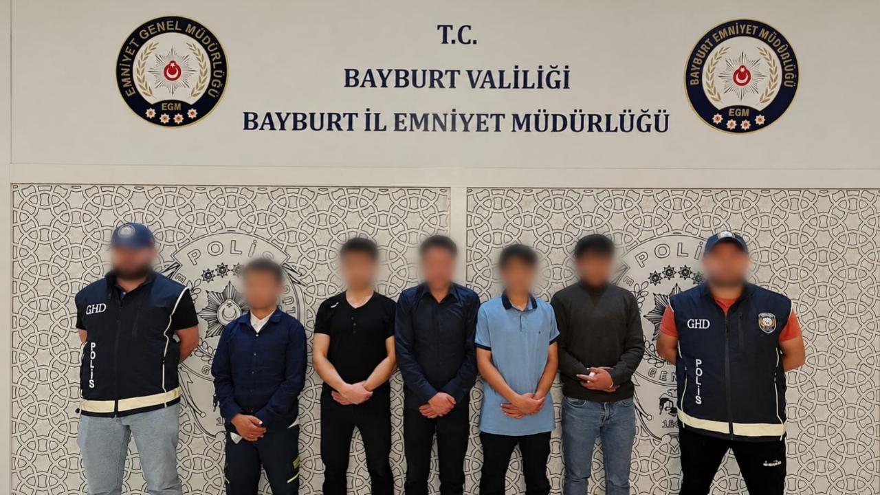 5 kaçak yakalandı, 2 şüpheli adliyeye sevk edildi