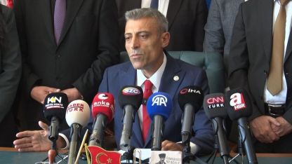 Yenilik Partisi’nden YENİ Parti’ye isim krizi için 3 Ekim’e kadar süre