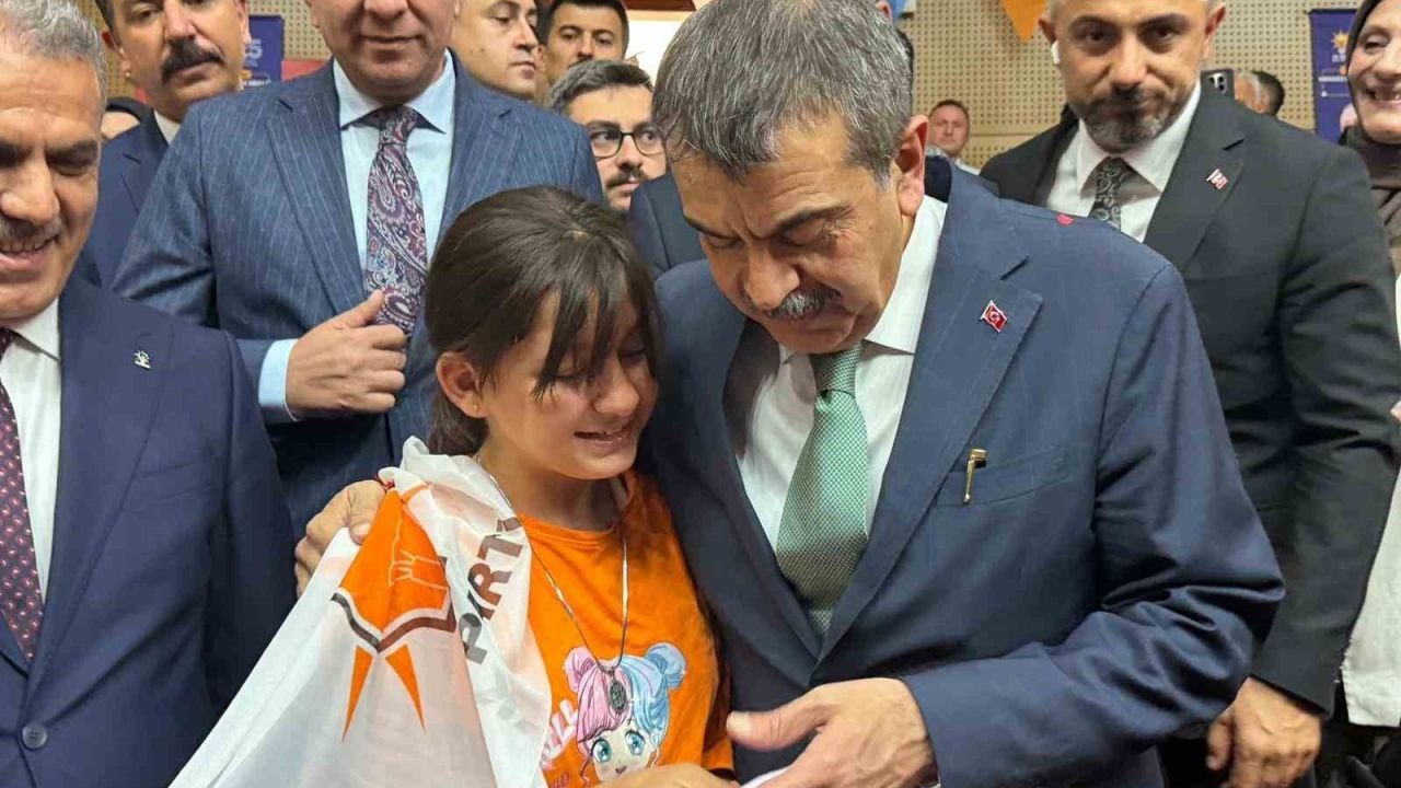 Bakan Tekin: "Bu sorunu çözecek bir iradeyi bir daha göremeyebiliriz"