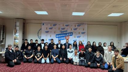 Gençlik Merkezi’nde gençlerle söyleşi: “Birlikte yürümeye ve üretmeye devam edeceğiz”
