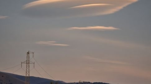 Erzincan’da UFO’yu andıran mercek bulutu ilgi çekti