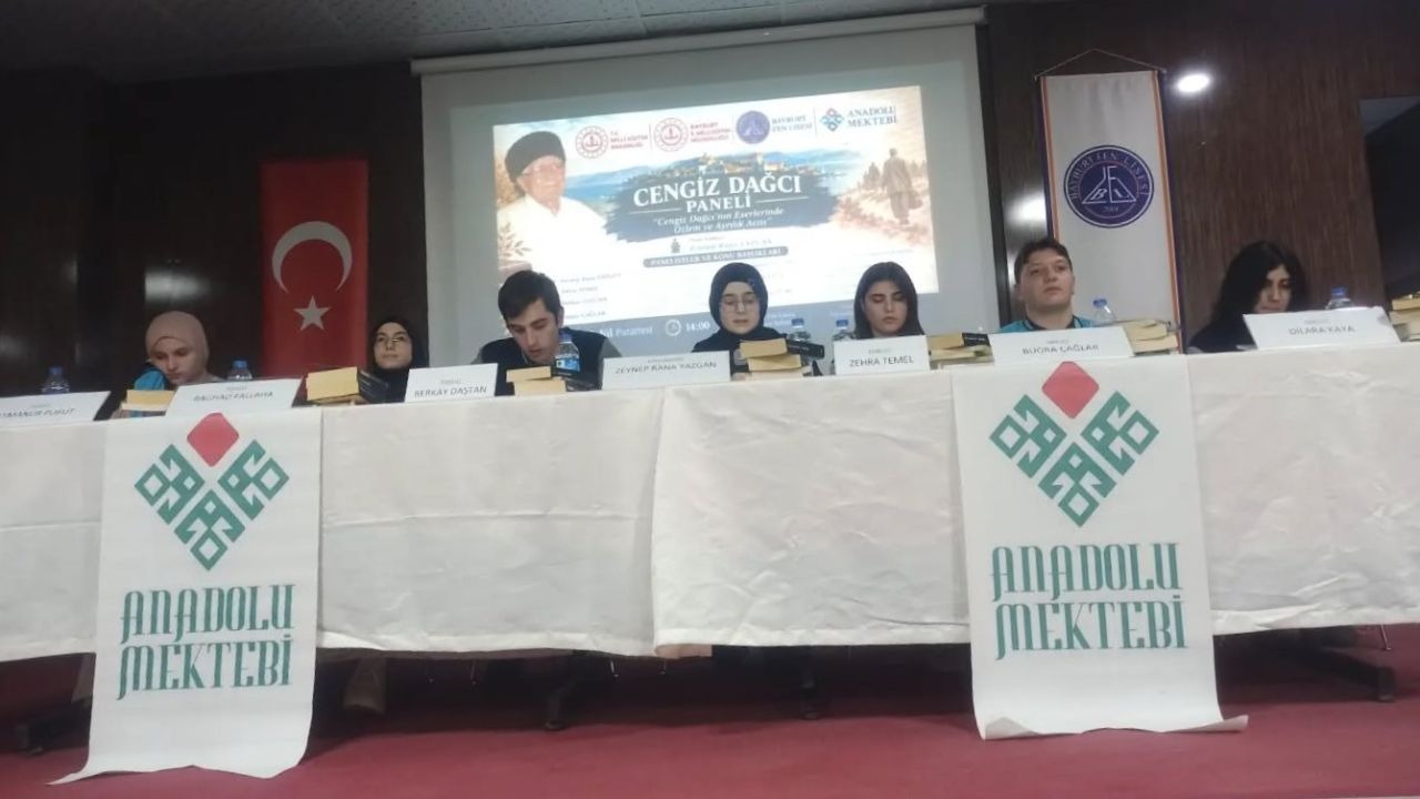 Fen Lisesinde Cengiz Dağcı paneli düzenlendi
