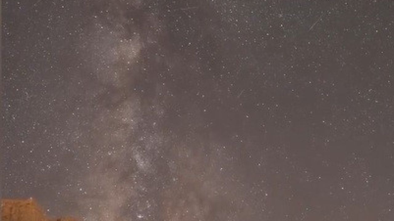 Gökyüzünde Samanyolu, yaylalarda çobanların ışığı