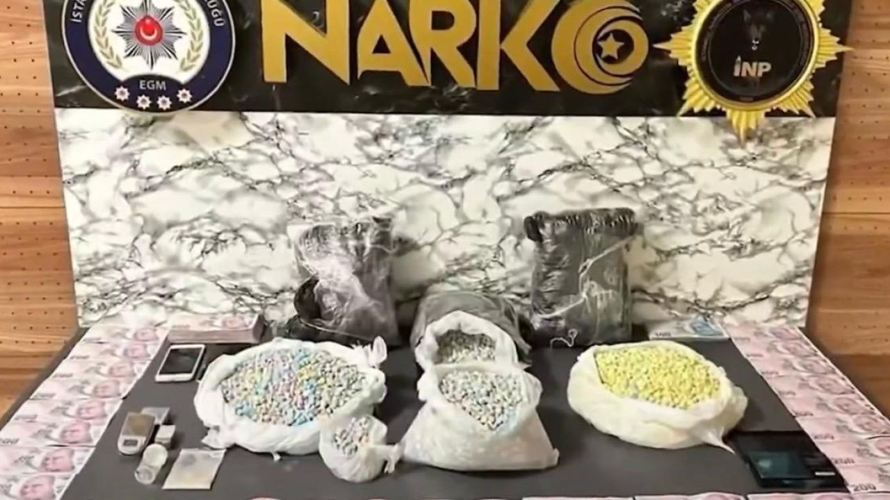 İçişleri Bakanlığı: "2 ton 367 kilogram uyuşturucu madde ile 4 milyon 34 bin 459 adet uyuşturucu hap ele geçirildi"
