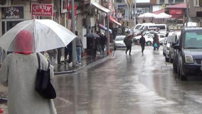 Meteorolojiden Bayburt için yağış uyarısı: Öğle saatlerinden sonra dikkat!