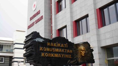 İşte Erzurum’da hukukçuların yapay zekâya bakışı: "Teknikte evet, vicdanda hayır"