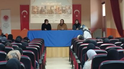 İmam Hatip Lisesinde öğrenci ve velilere yönelik programlar düzenlendi