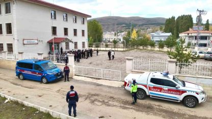 Jandarmadan Gökçedere’de okul denetimi