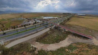 Erzurum’da hayvanların güvenli geçişi için yapılan ekolojik köprü tamamlandı