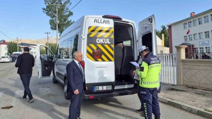 Öğrenci servisleri denetlendi