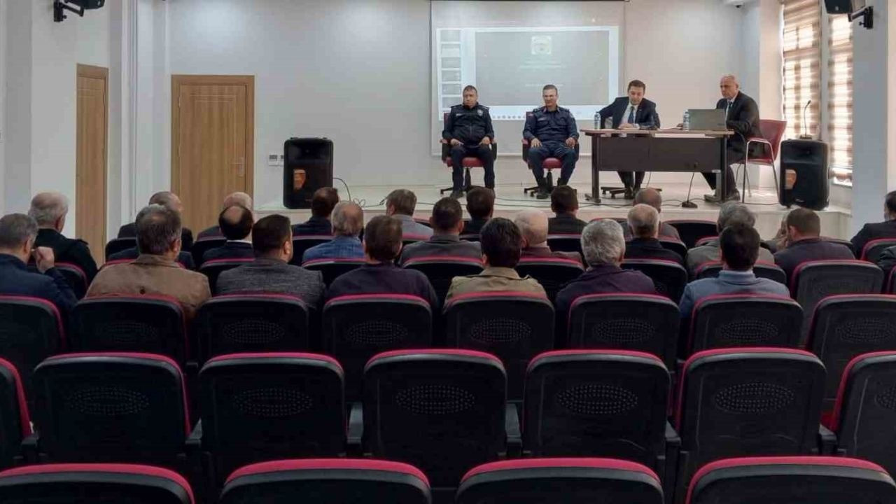 Aydıntepe’de muhtarlarrın talepleri dinlenildi