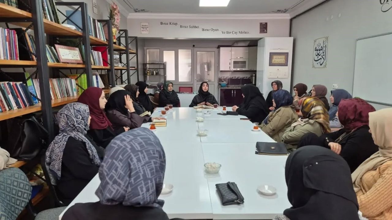 Bayburt Müftülüğünden kadınlara tefsir dersleri