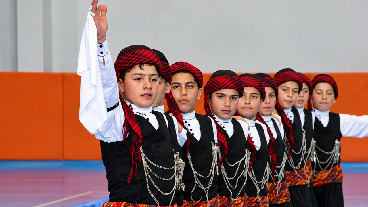 Bayburt’ta ücretsiz halk oyunları kursu başlıyor