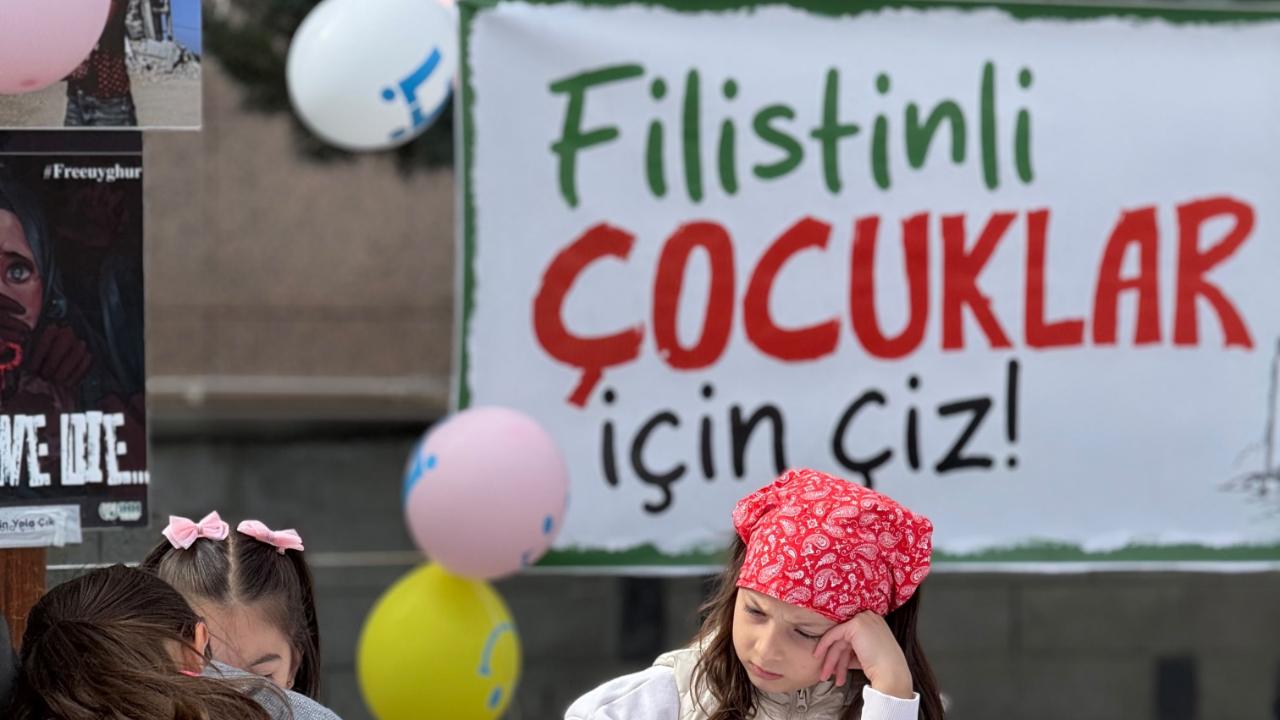 Minik wller Filistinli çocuklar için çizdi