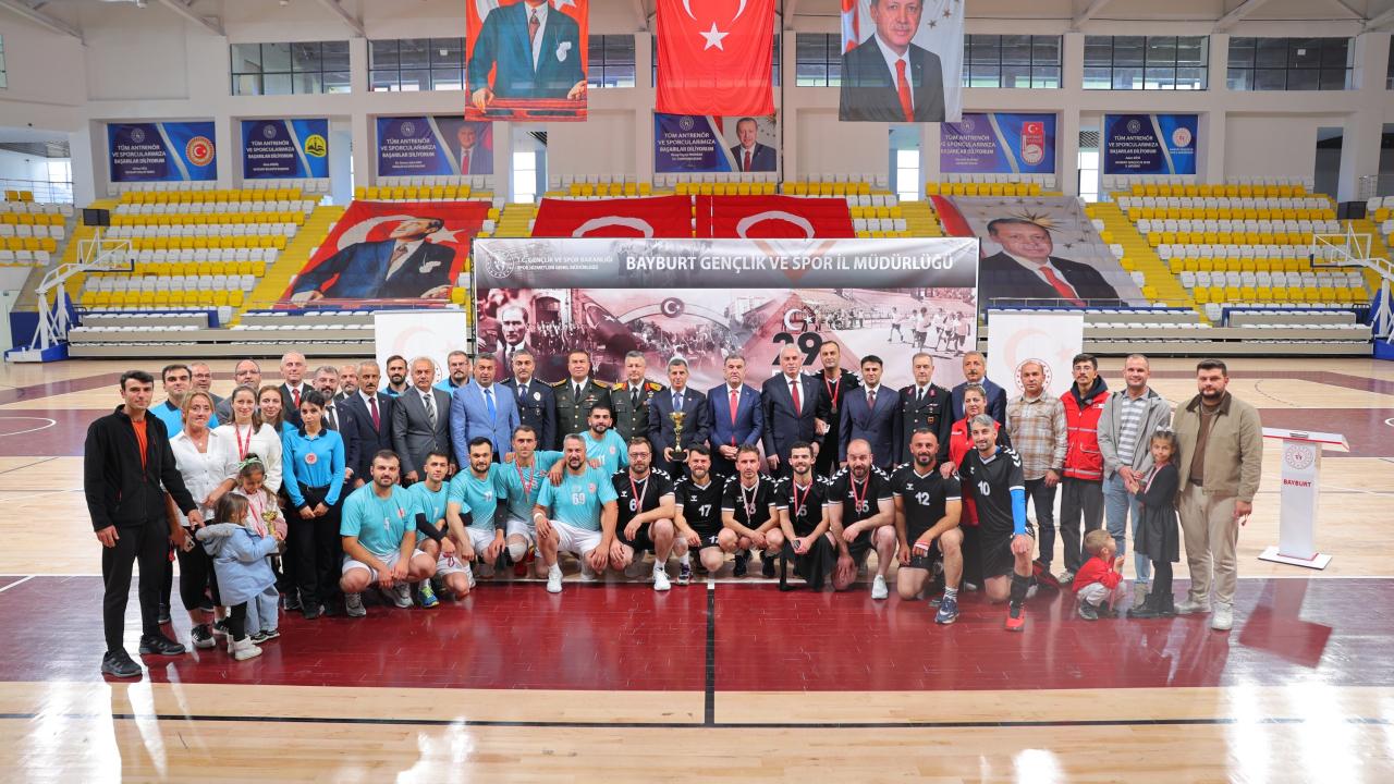 Nefes kesen finalde şampiyon Sağlık İl Müdürlüğü