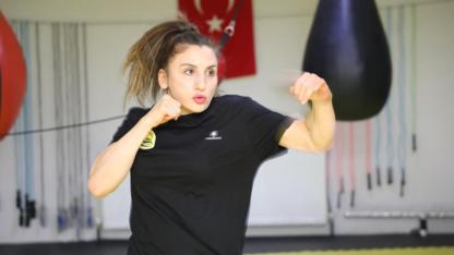 Şampiyon Bayburt’ta güç depoladı: Elif Nur Turhan Teksas yolcusu!