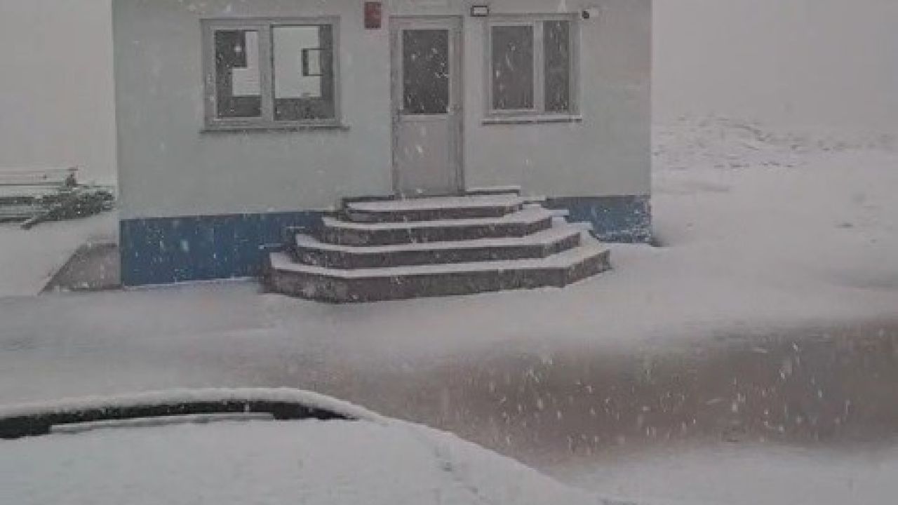 Yüksek kesimlere kar yağdı